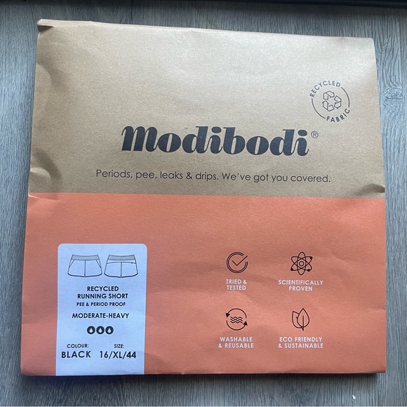 Modibodi Recycled Running Short (Moderate-Heavy) - Picture 7 of 9